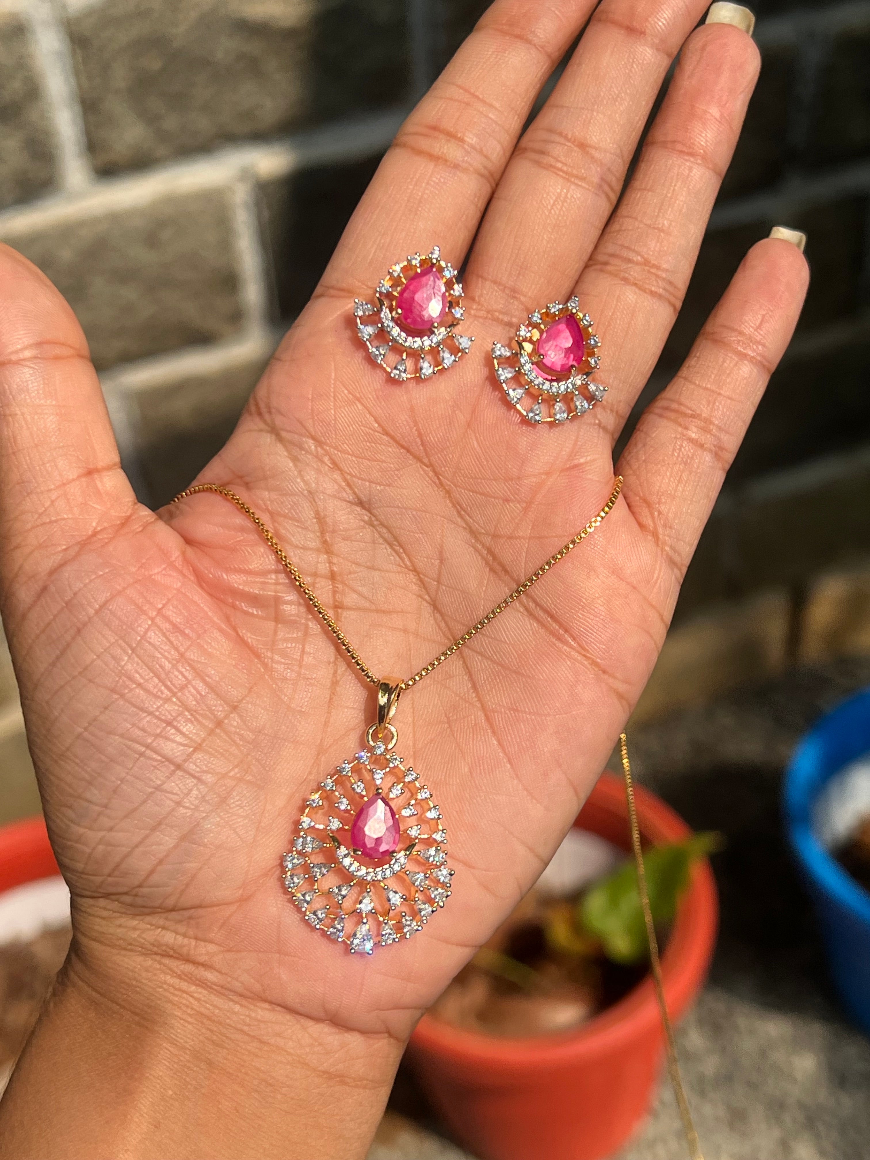 Premium occasion wear diamond finish pendant set product code D136