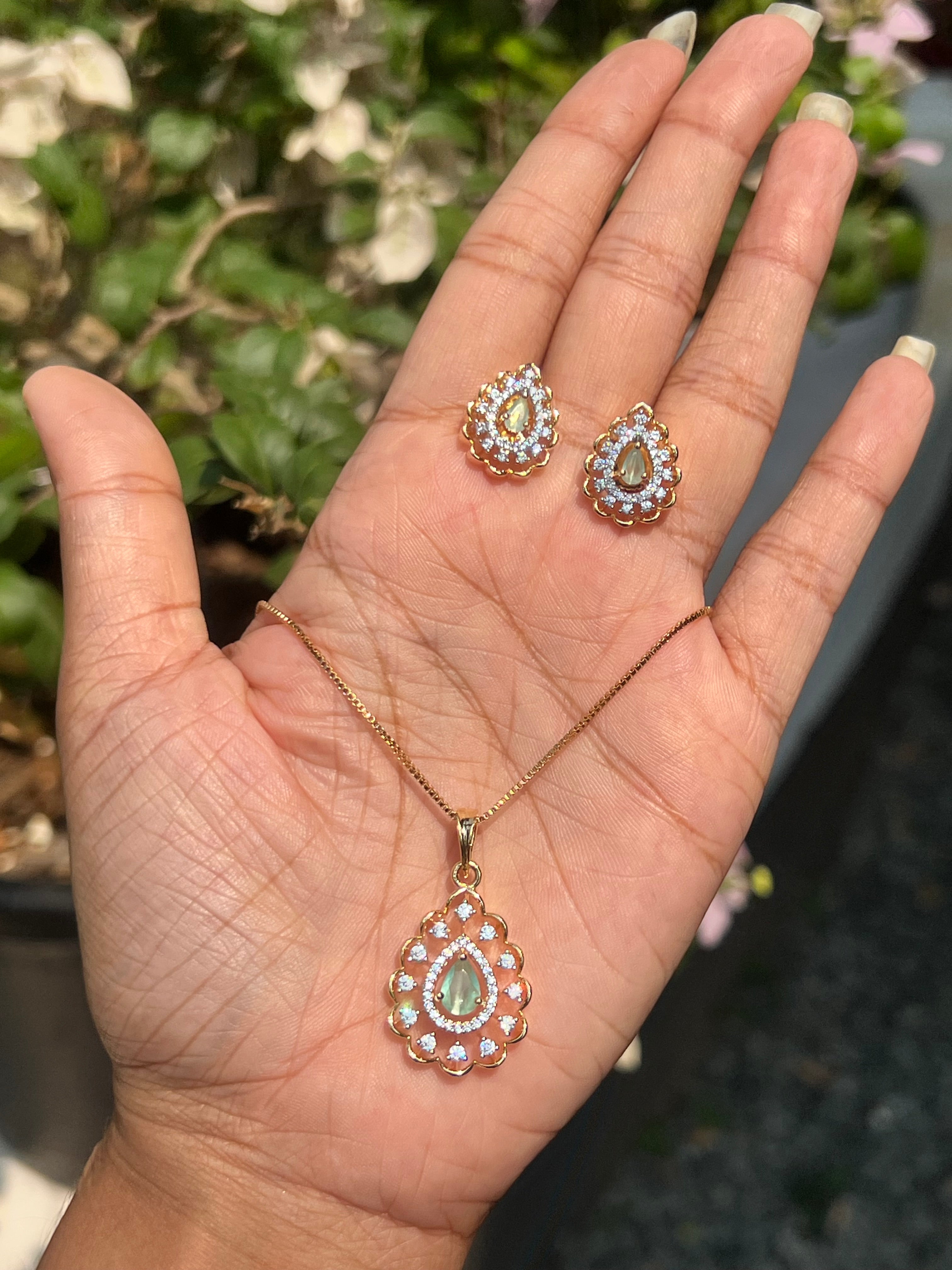 Premium party wear diamond replica repolishable pendant set product code D145