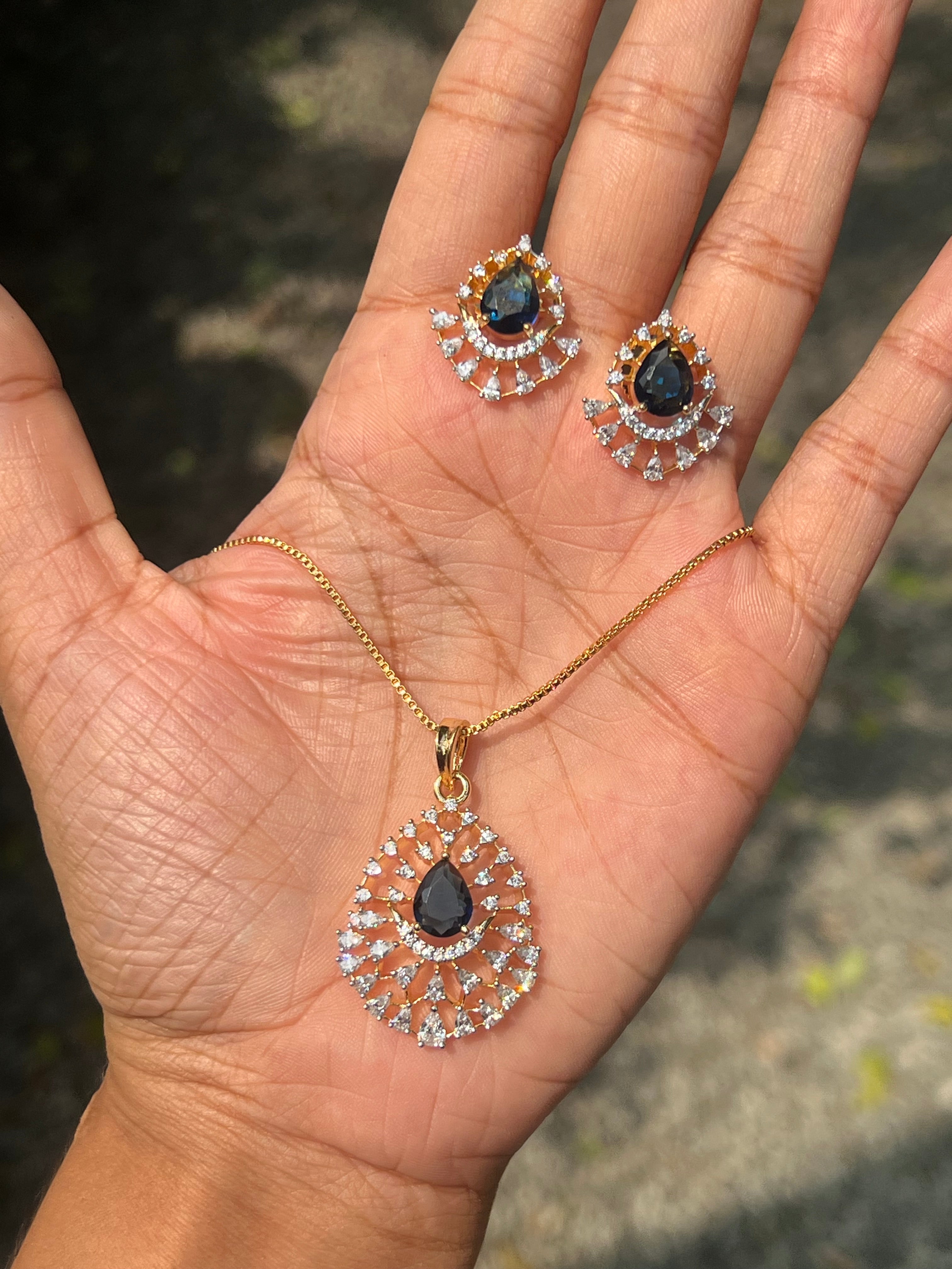 Premium occasion wear diamond finish pendant set product code D136