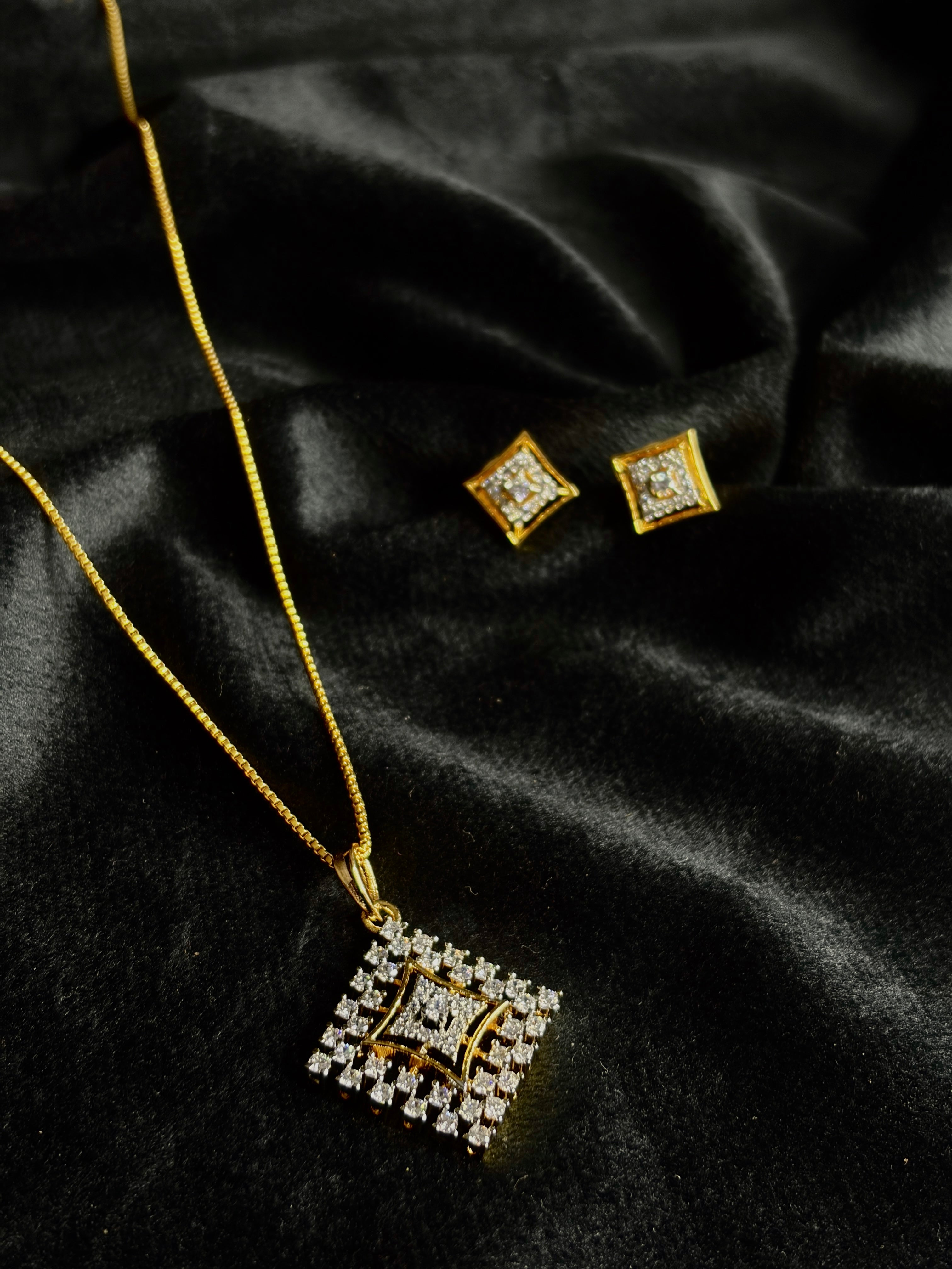 Premium diamond finish pendant with stud