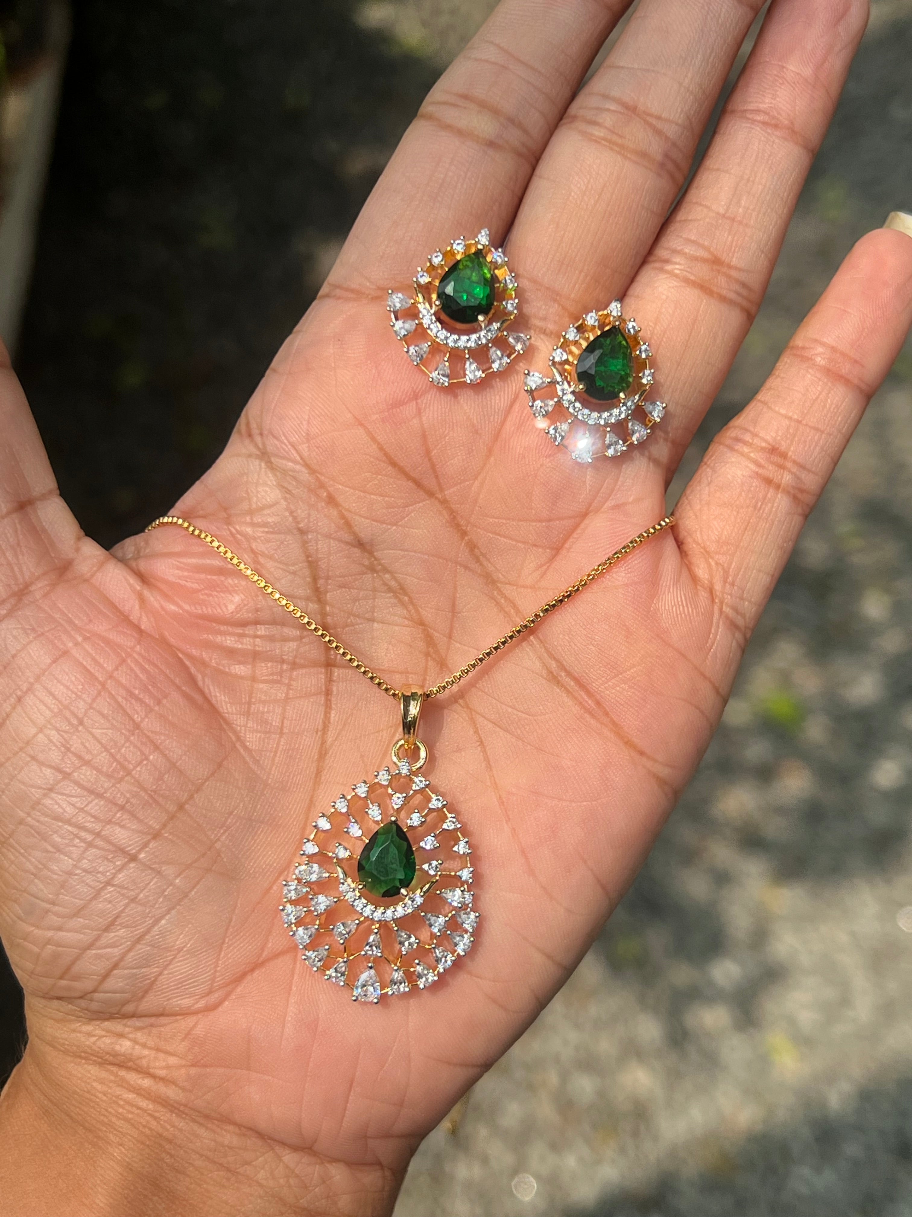 Premium occasion wear diamond finish pendant set product code D136