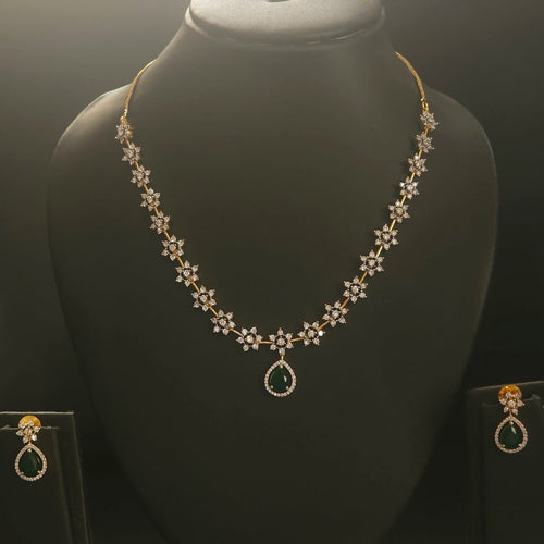 Premium daimond finish star necklace product code 32