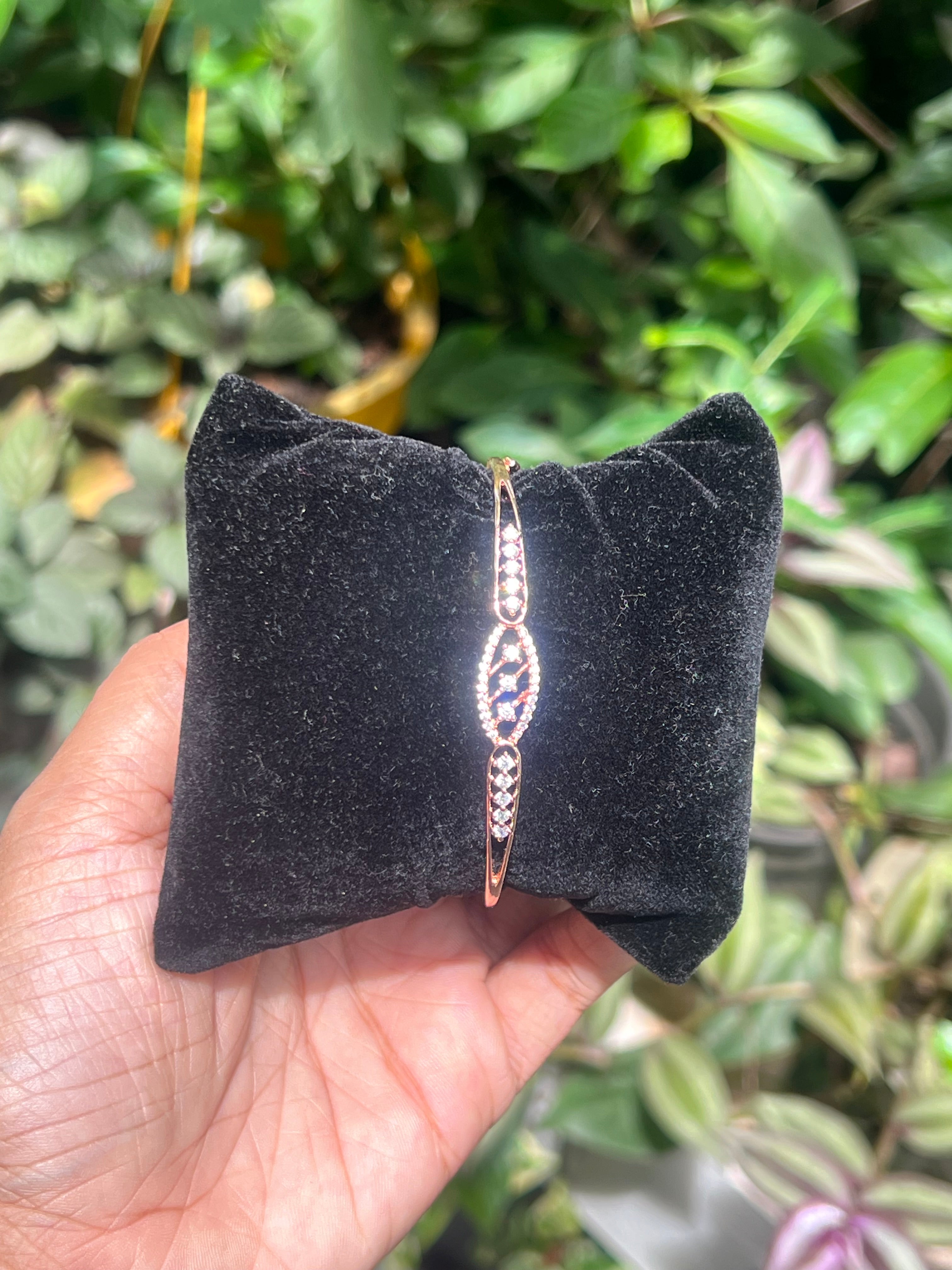 Premium party wear diamond finish openable bracelet product code B57