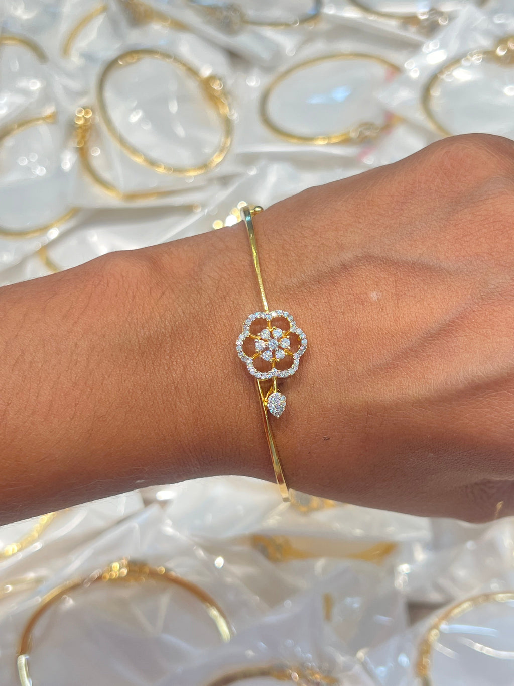 Premium party wear diamond replica  repolishable openable bracelet( 2.4 or 2.6 suitable )not sweat proof product code B56